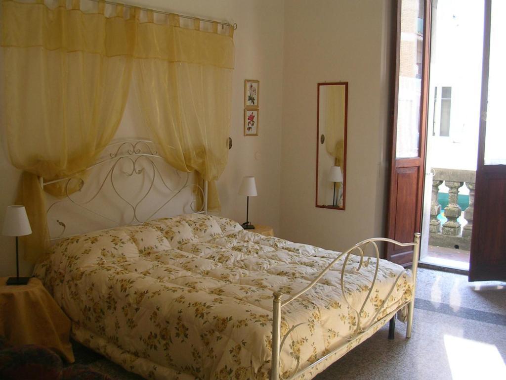 Ascoli Antica B&B Ασκόλι Πιτσένο Δωμάτιο φωτογραφία